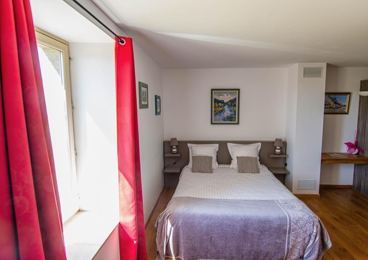 Bed and Breakfast Domaine De Kerbillec Theix Экстерьер фото