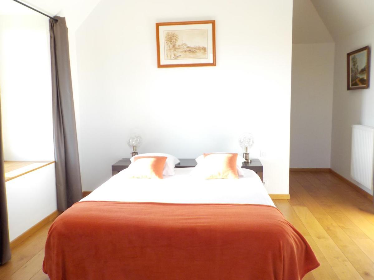 Bed and Breakfast Domaine De Kerbillec Theix Экстерьер фото