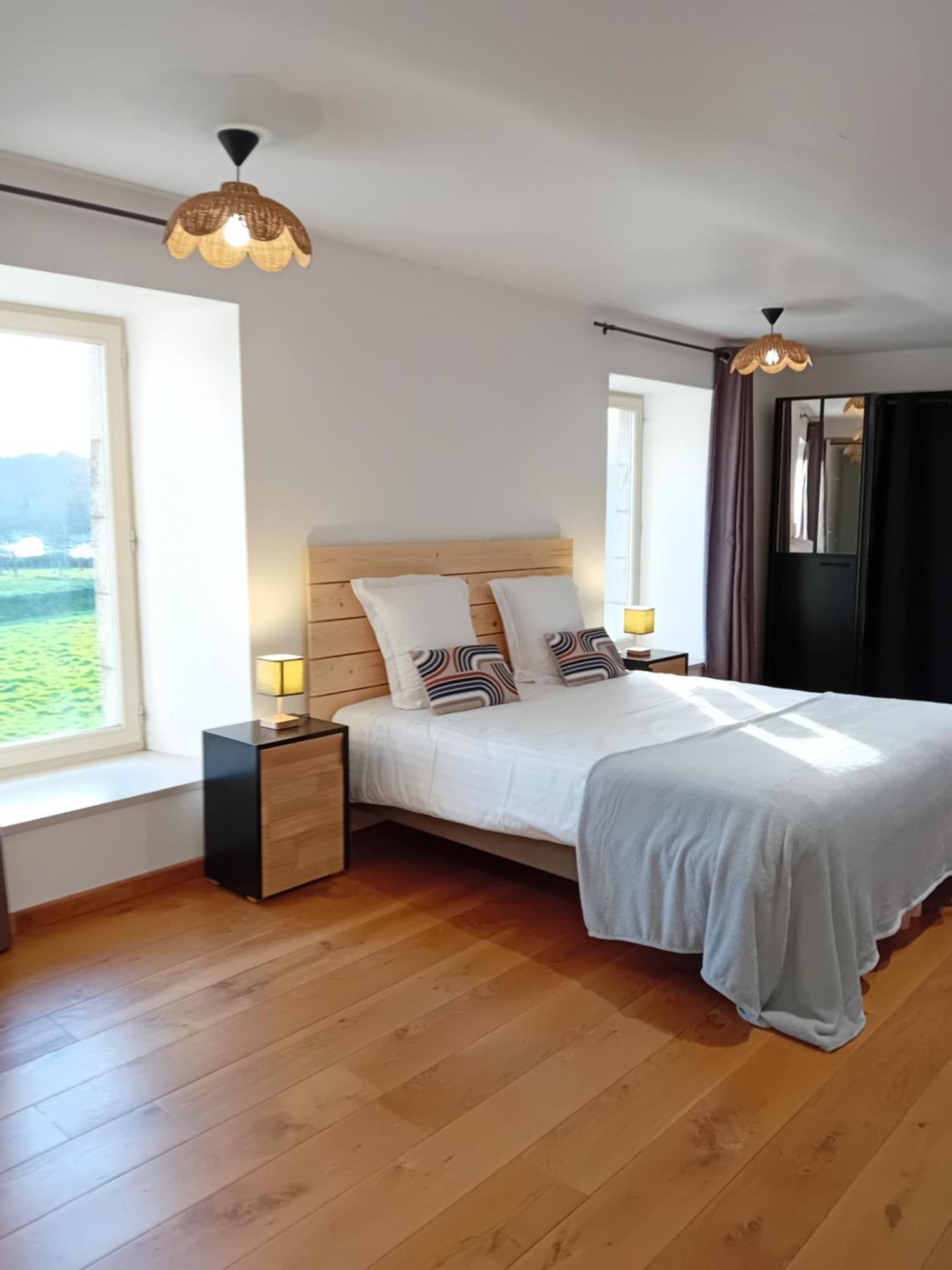 Bed and Breakfast Domaine De Kerbillec Theix Экстерьер фото